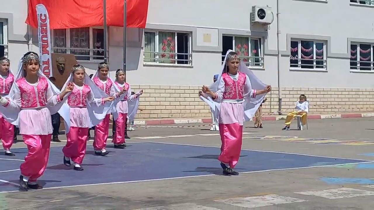 SEVİNÇ  KURŞUN İLKÖĞRETİM OKULU 19 MAYIS KUTLAMASI     4 J