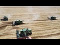 Комбайны John Deere на уборке зерновых