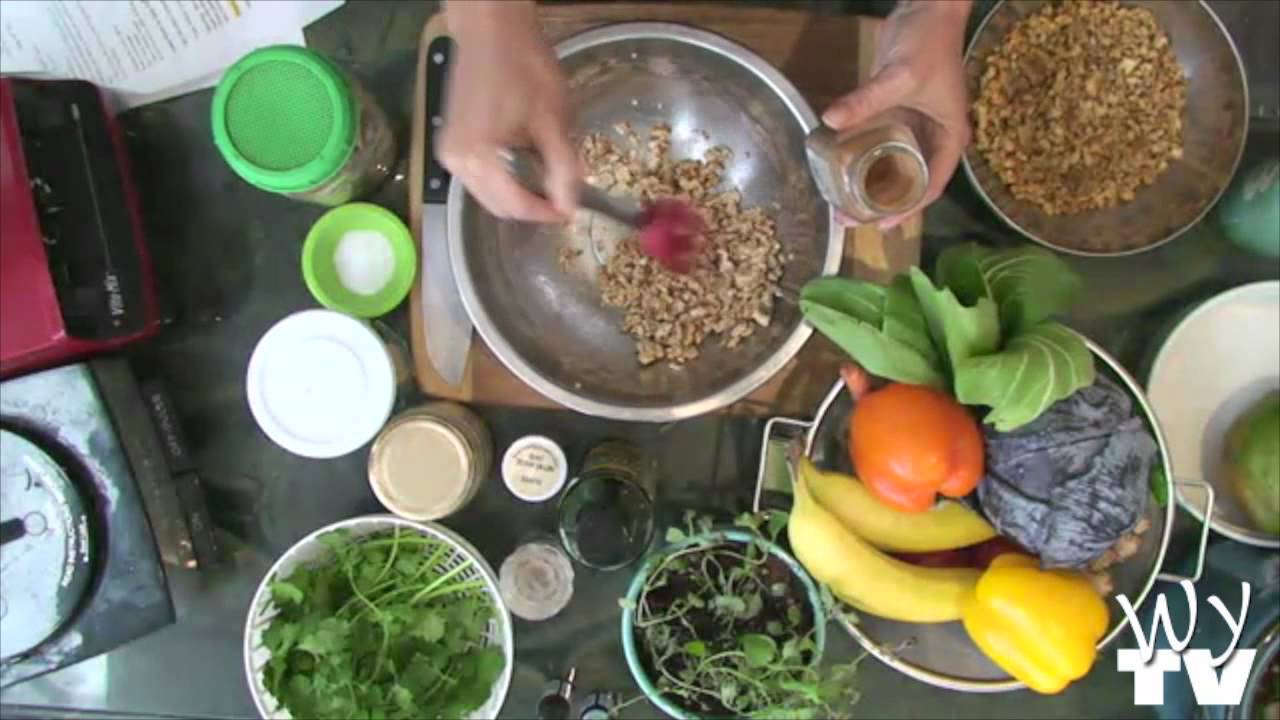 Raw Food Recipe Demo- Zesty Color Tacos- "Blythe Raw Live"