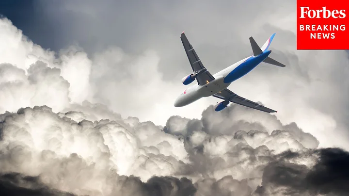 Meteorologist Explains Why Airplane Turbulence Is Expected To Get Worse In The Future