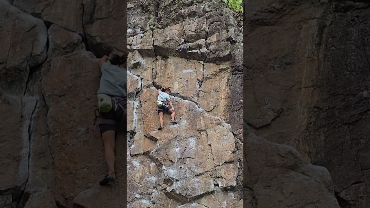 연경도약대 탈춤 5.11a