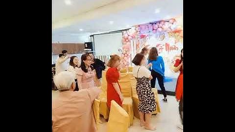 Tiệc tất niên của công ty