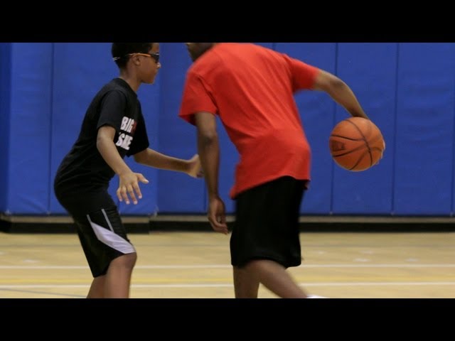 How to Throw a Behind-the-Back Pass | Basketball Moves