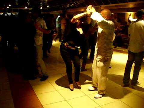 Ronaldinho Spins | only you john lennon viersion epiphone ej160e