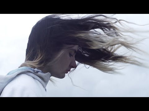 Youtube: Hyacinthe – Jours étranges (clip officiel)