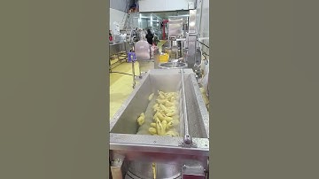 Máy rửa và cạo vỏ Khoai Lang của công ty chế tạo Tech Garden liên hệ 093 591 1775 Trần Trinh.