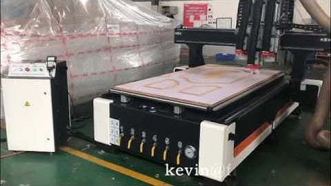 FINECNC FC1325-3 Three spindles automatic tool change working for wood door