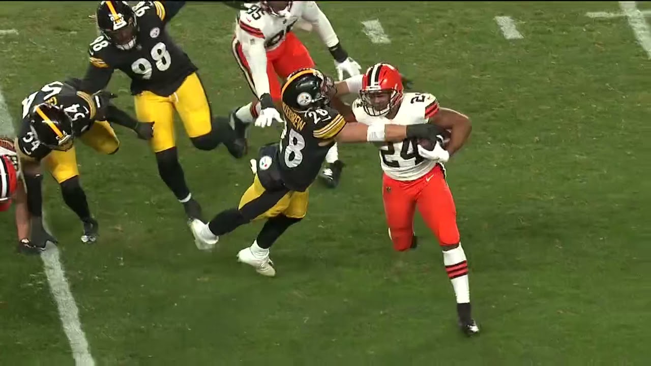 Nick Chubb vicious stiff-arm play