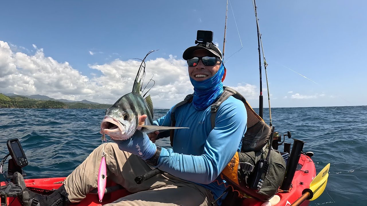 Hammerhead Shark from the Kayak and more from Panama (Kayak Fishing Los
