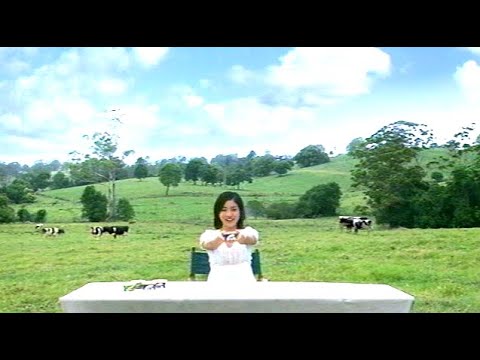 石原さとみ : 牧場しぼり・牧場はもり篇 (200703)