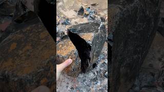 Splitting An Obsidian Boulder