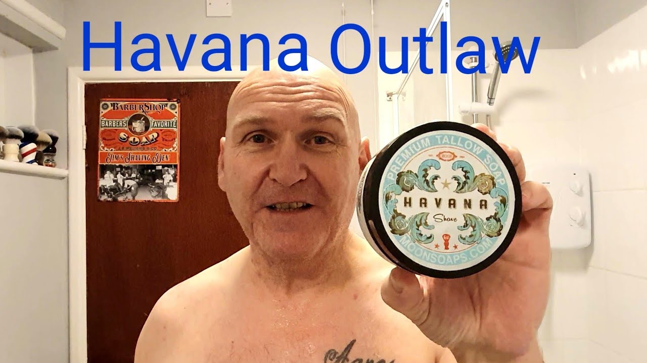 ⁣Outlaw Razor (Regular) Moon soaps Havana