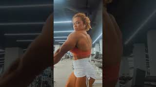 Colombian IFBB Pro Amy Muscle Gym Flex