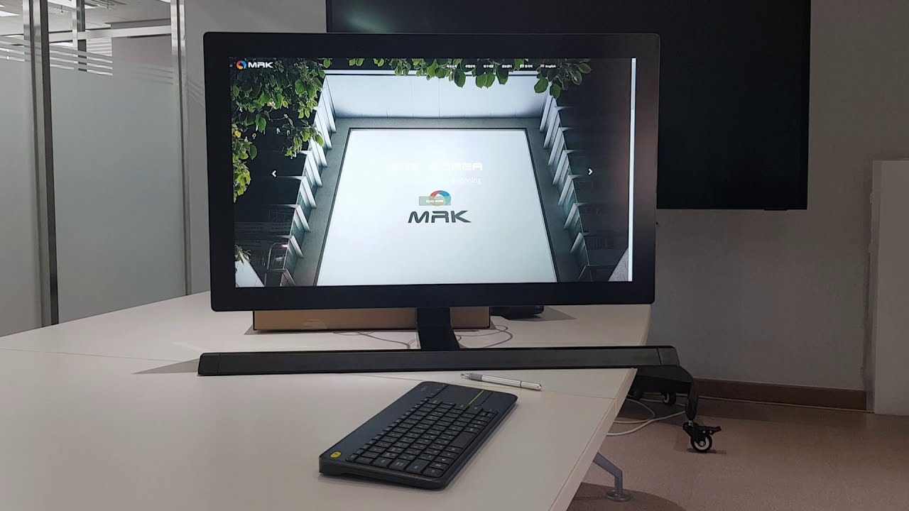 32” High Brightness in-TOUCH Display Optical Bonding by MRK