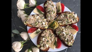 Очень вкусные бутерброды с авокадо и тунцом.