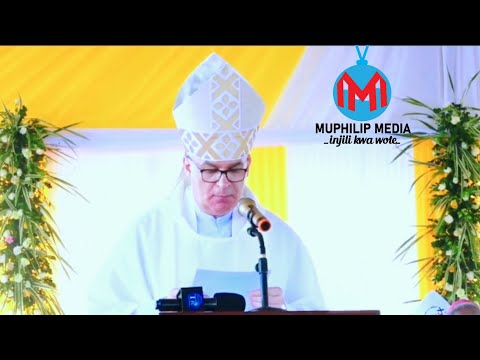 AMEKUWA MSWAHILI MZURI TAZAMA BALOZI WA BABA MTAKATIFU NCHINI ALIVYONGEA KISWAHILI VEMA