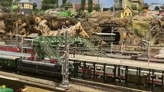 Mit dem D 557 unterwegs nach Luxembourg - 181 201-5 in Spur N