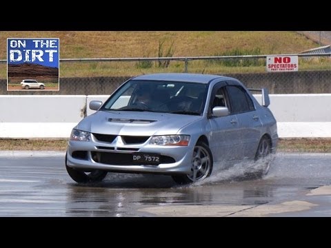 Mitsubishi Lancer Evo VIII - Skidpan