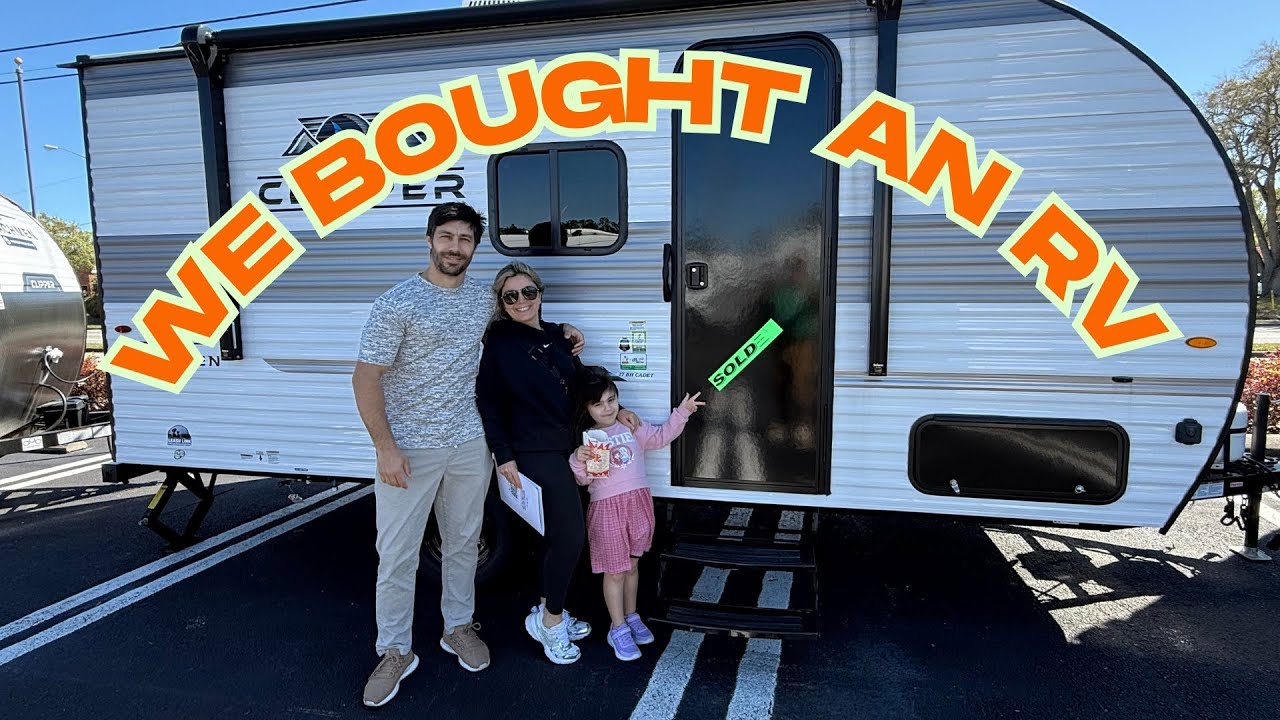 Karavan Aldık | We Bought an RV / Coachmen Clipper 17BH