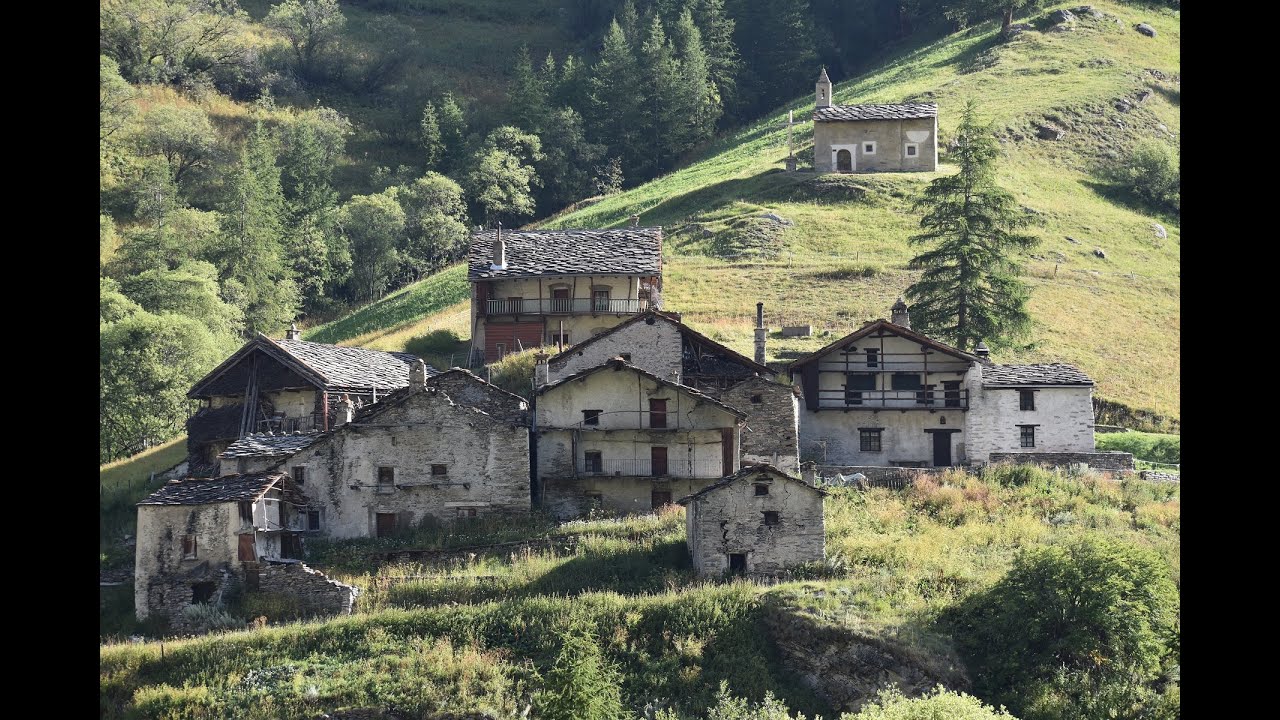 REFUGE D'AVEROLE 2220 m