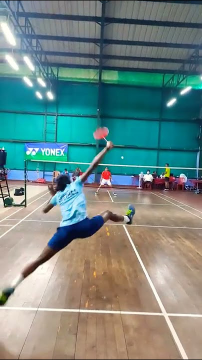 Swetha Vs Shreya B :  Trivandrum district championship under 17 Semifinal Winning point