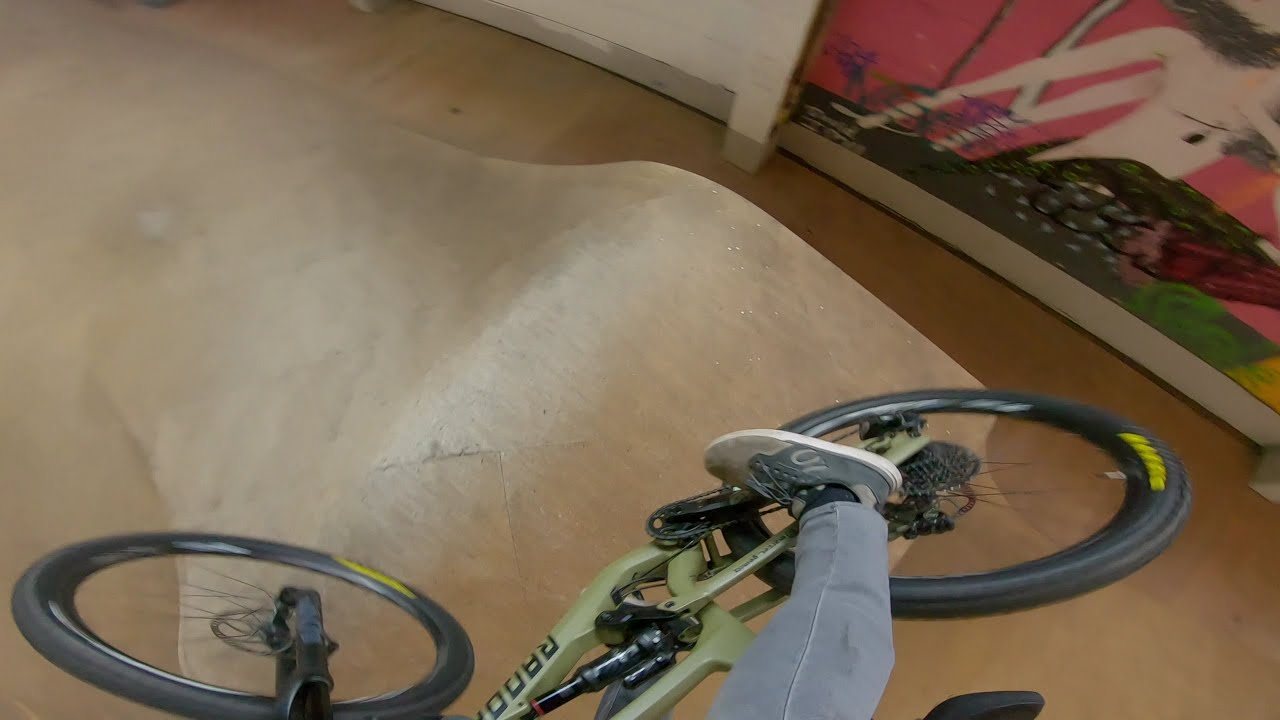 Funpark Mühlhausen || Skate Halle || Edit || Radon swoop