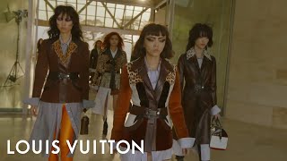 Louis Vuitton Cruise 2018 Fashion Show at the Miho Museum Highlights | LOUIS VUITTON