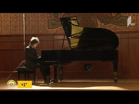 #ახალიდღე მუსიკალურ-კულტურული ცენტრი პიანისტ ვახტანგ აბრამიშვილის სოლო კონცერტზე გვიწვევს