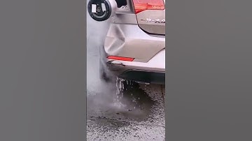 mẹo dùng nước sôi phục hồi chỗ móp xe ô tô