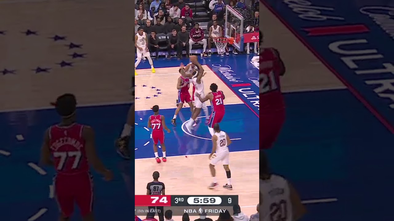 BEST DUNKS OF THE SEASON