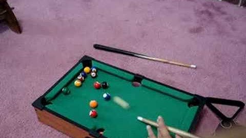 mini pool table top game