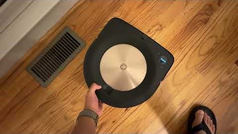 iRobot Roomba S9+ Stops Short On Dock Clean Base