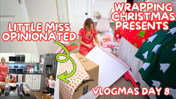 WRAPPING CHRISTMAS PRESENTS | LITTLE MISS OPINIONATED  | Vlogmas Day 8 | Family 5 Vlogs