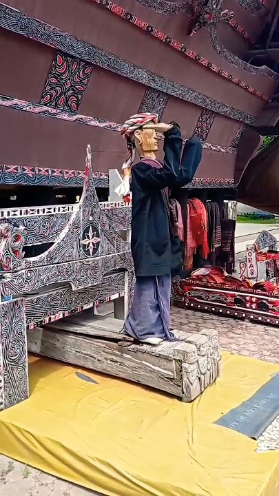 Warga Sumut pasti tidak asing lagi dengan patung ini.  Ya patung sigale-gale dengan cerita budaya ny