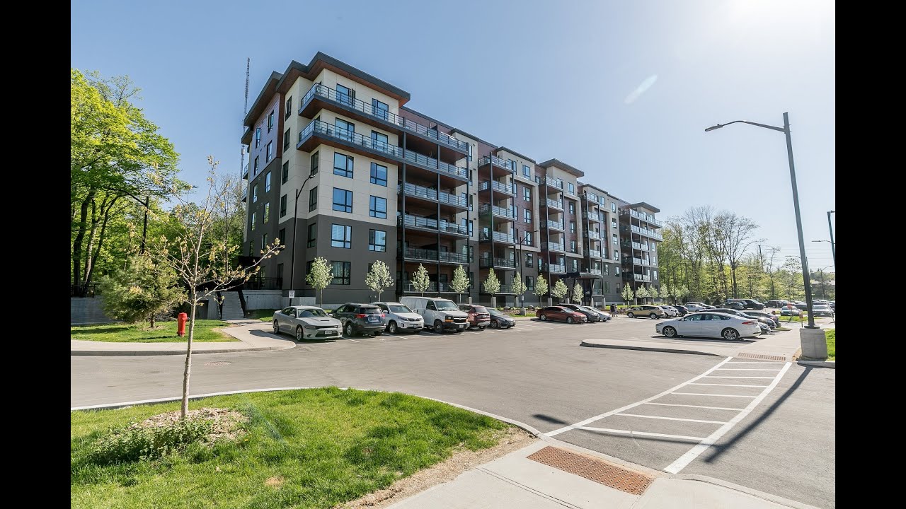 For Sale-The Gallery Condominiums-270 Degree Forest Views-Top Level Corner Suite 614-304 Essa Road