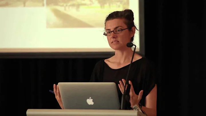 Bridget Atkinson: Signage v Smartphones: The Writi...