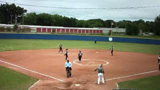 Keeshia Thompson Southeastern Oklahoma State University Softball all star great snag at 3rd base