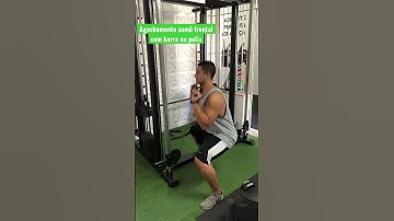 Agachamento sumô frontal com barra na polia - Prof. Matheus Gomes #shorts #fitgym #academia #gym