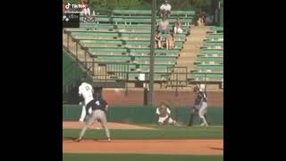#shortz catcher gets crossed up 🤯