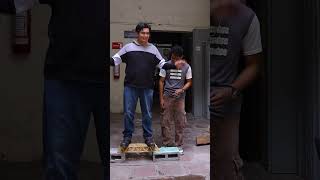 Puente de armadura con palitos de madera y pegamento Equipo 2 grupo 2