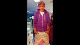 Taking Niall Horan to the Mall