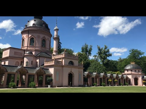 A beautiful building inside a German Palace // Schloss Schwetzingen