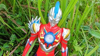 Menemukan Kotak Mainan Ultraman Zero Ultraman Ginga Miniforce Kamen Rider Spiderman Iron Man
