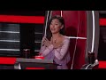 Kelly Clarkson Gives Ariana Grande a hug! // The Voice 2021 *Night Seven*