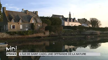 Où se trouve l'île de Saint-cado ?