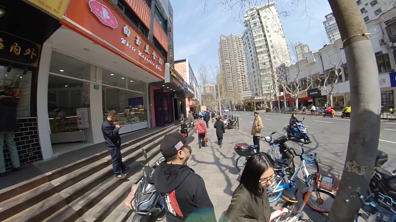invisible selfie stick Walk #18 - Shanghai - XuJiaHui Street View Shanghai Tour - 徐家汇街景 (Shot on Insta360 one x)