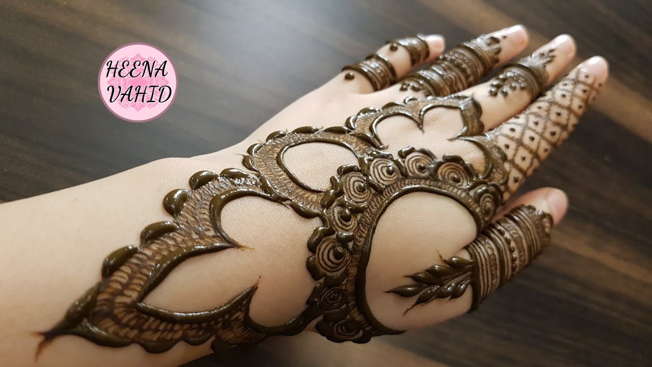 Simple & Classy Dubai Henna Design for back 2021 | Heena Vahid ...