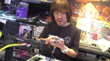 Live Jam with Kaossilator - master at work!