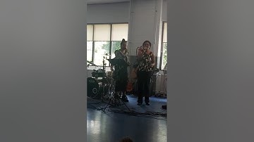Hidup Sengsara - Hennie Pattiapon en Thirza - Vaassen 