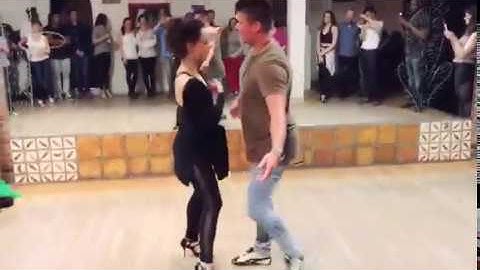 Salsa basic how to salsa with the basics on Mani Picao